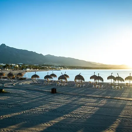 Banus - Iris Tropical Garden Banus *