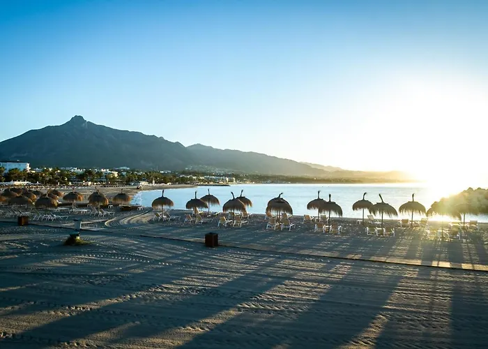 Banus - Iris Tropical Garden Banus *