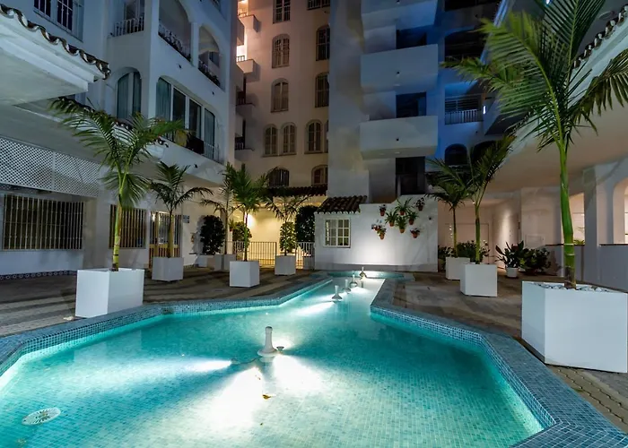 Banus - Iris Tropical Garden Banus Apartament *